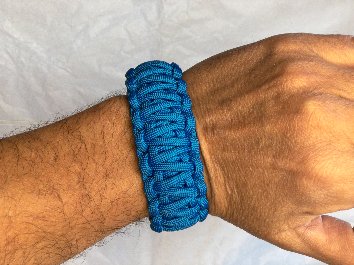 Pulsera Paracord COLOR GREECE BLUE con cierrre metalico de la colección Paracolor BGC Blakii